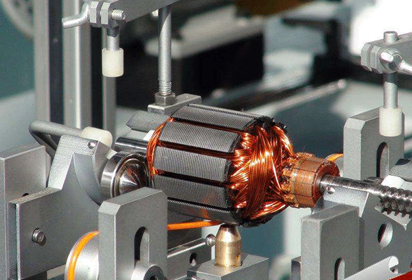 西安西瑪電機轉子動平衡試驗。 西安西瑪電機轉子動平衡試驗。